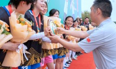 B体育体育官网入口-女子足球赛中，中国队斩获胜利进入下一轮的简单介绍