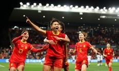 B体育体育教练-国际女足盛事震撼开幕，各国强队集结战场的简单介绍