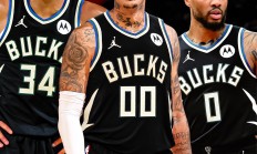 B体育体育入口-雄鹿客场大胜步行者，米德尔顿贡献27分！