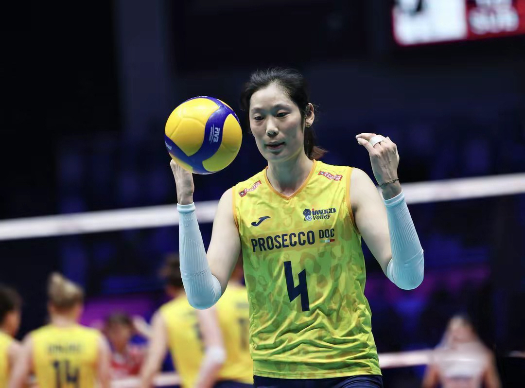 巴西女排连胜晋级四强,迎战强敌意气风发的简单介绍 巴西女排连胜晋级四强,迎战强敌意气风发的简单介绍