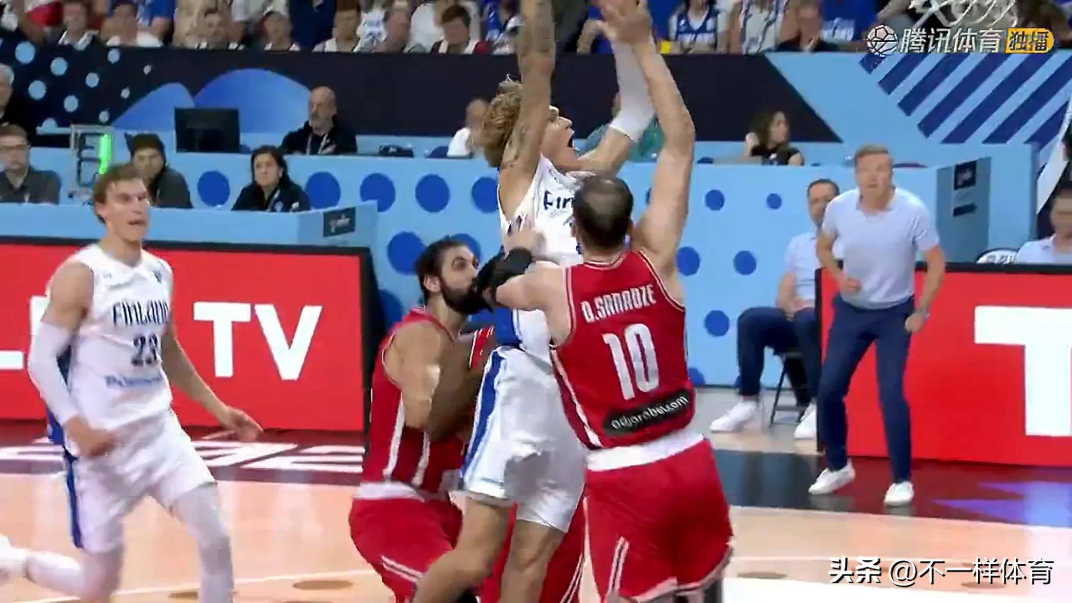 关于格鲁吉亚足球员请战胜尽责,成功晋级八强的信息 关于格鲁吉亚足球员请战胜尽责,成功晋级八强的信息