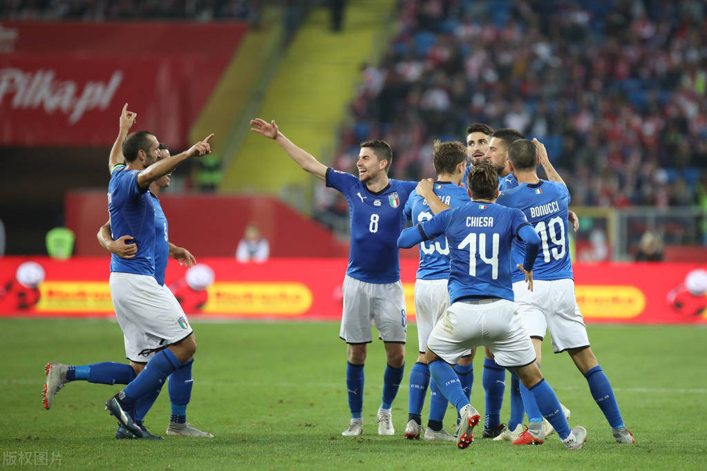 包含米德尔斯堡客场负于巴恩斯利，遭遇两连败的词条