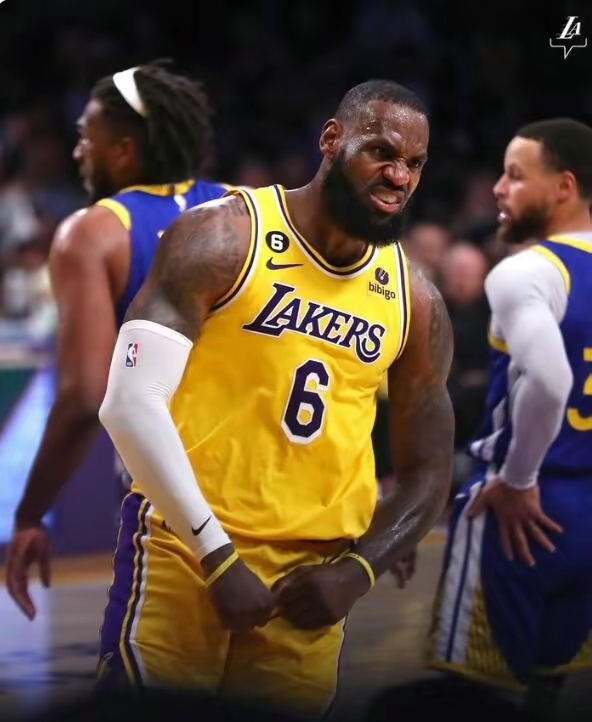 湖人胜火箭，领先晋级西部半决赛