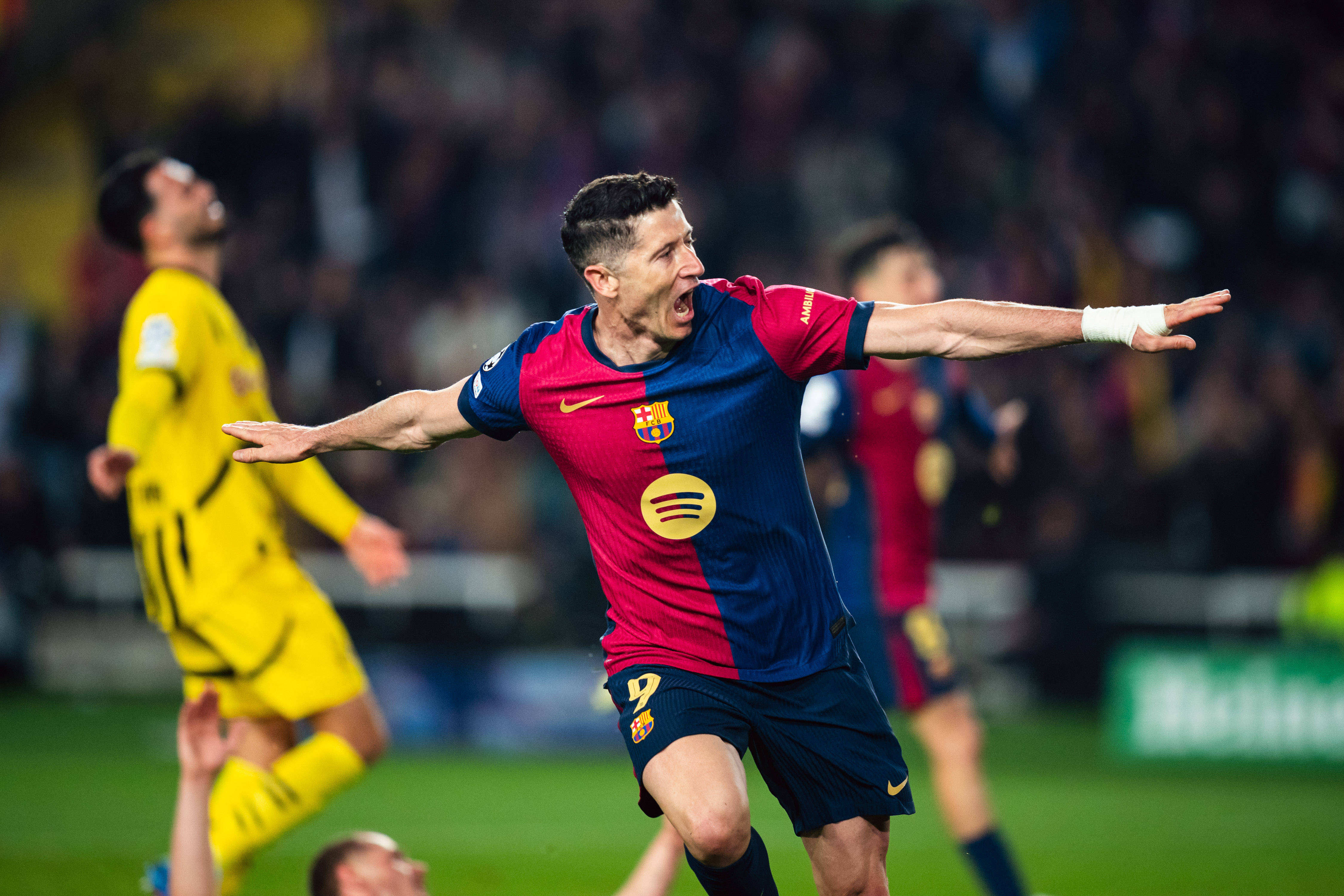 巴塞罗那逆转获胜,晋级欧冠十六强 巴塞罗那逆转获胜,晋级欧冠十六强