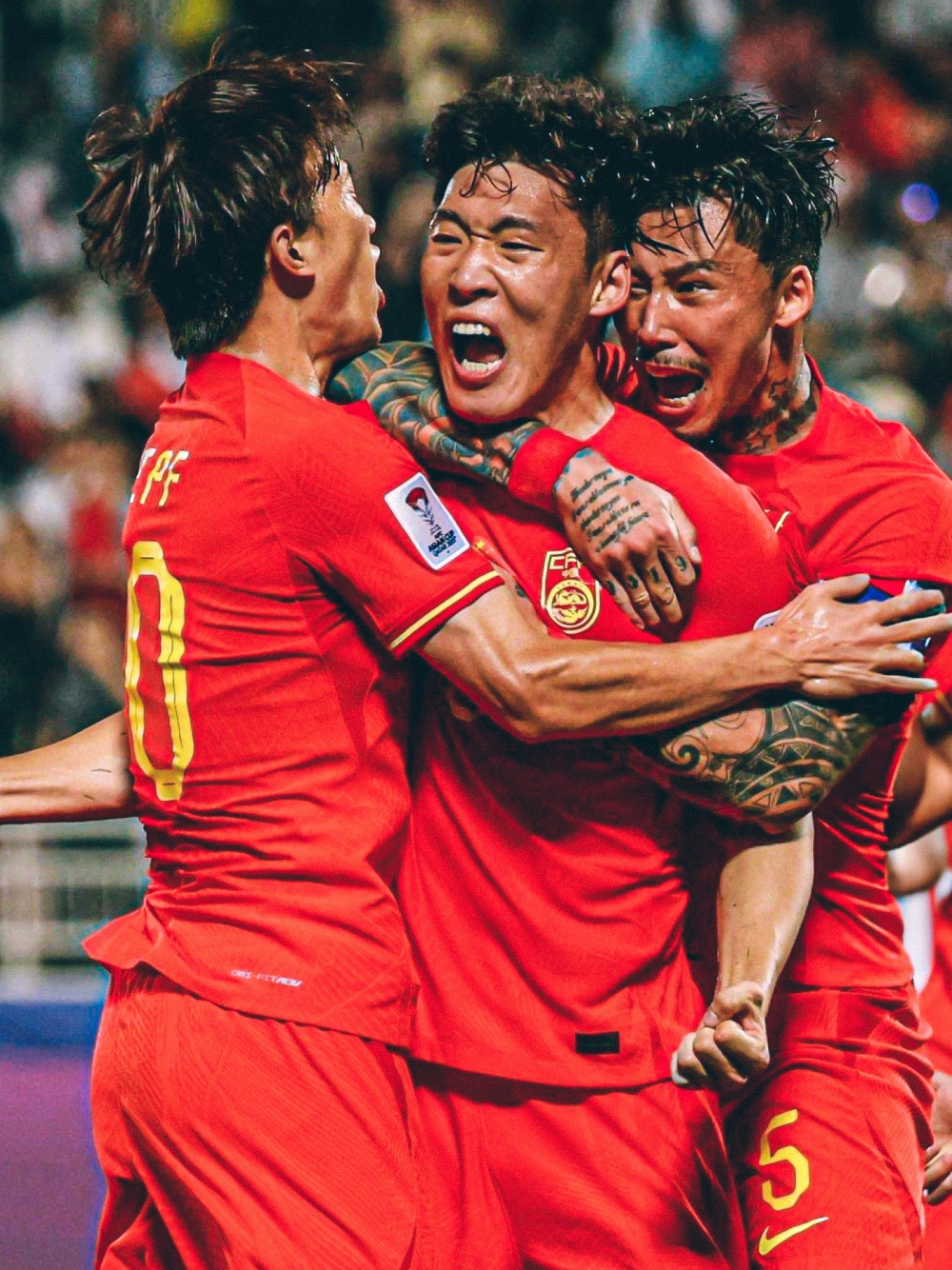 国内足球赛事热火朝天,职业联赛旗开得胜的简单介绍 国内足球赛事热火朝天,职业联赛旗开得胜的简单介绍