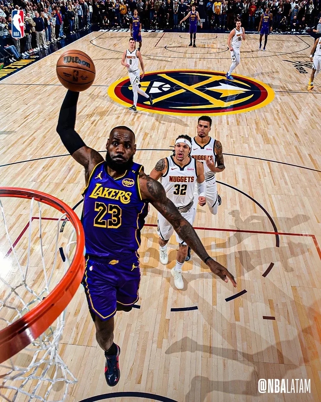 詹姆斯砍下三双，湖人轻取掘金稳固西部第一的简单介绍