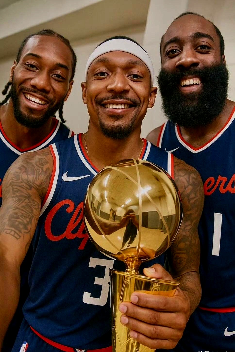 火箭队大杀四方，哈登继续领衔