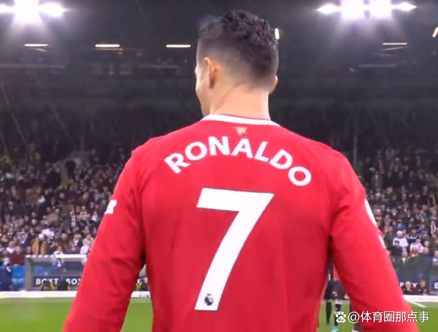 关于曼联客场逆转，客场取分保住前四位置的信息