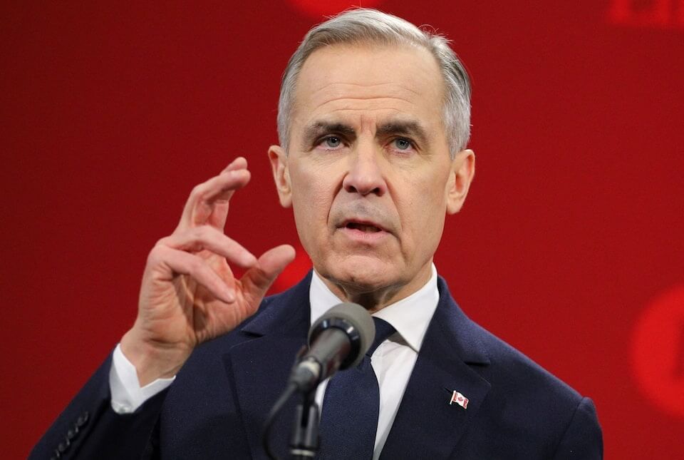 包含沙尔克遭遇困境，主帅或面临下课压力！的词条