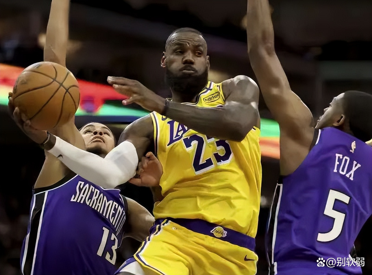 美因茨客场失利,积分榜逐渐下滑的简单介绍 美因茨客场失利,积分榜逐渐下滑的简单介绍