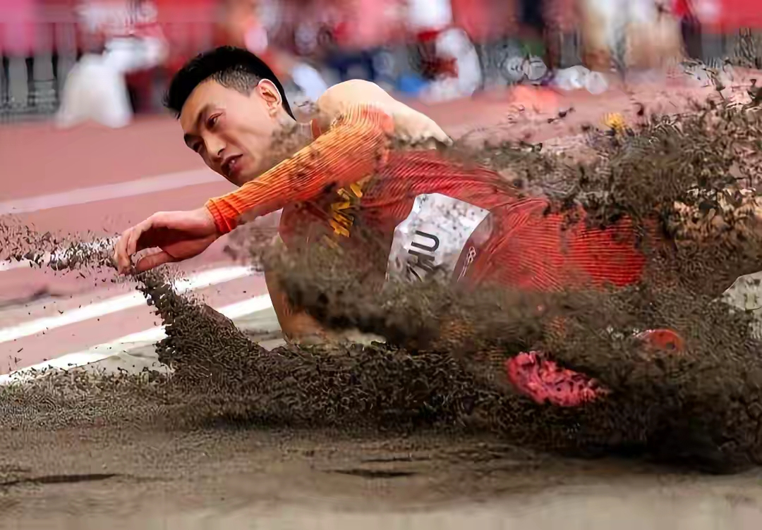 田径领域再添新冠军，打破纪录